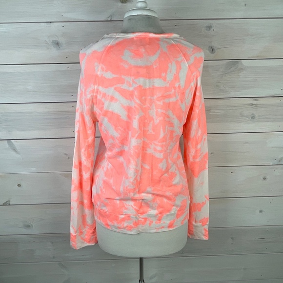 Sundry Neon Heat Pink Crop Tie Dye Pullover Fleece - NWT - Picture 3 of 7